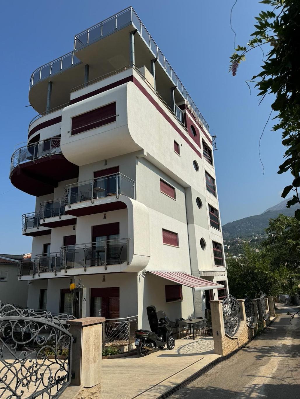 Compass Aparthotel 多布拉沃达 外观 照片