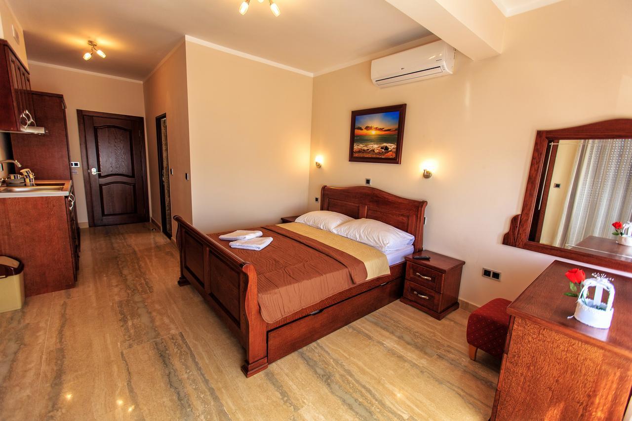 Compass Aparthotel 多布拉沃达 外观 照片